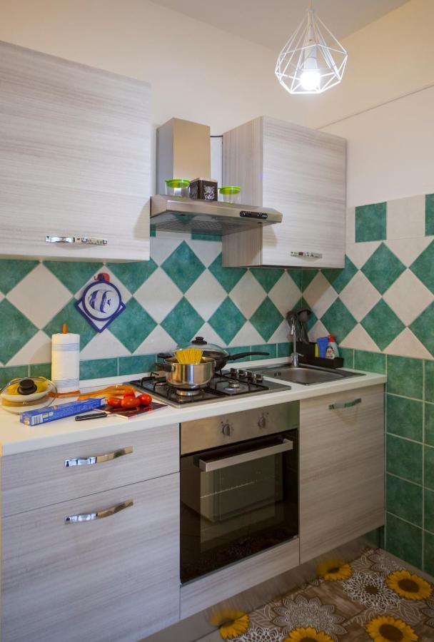 Residence Yellow Rimini Bagian luar foto
